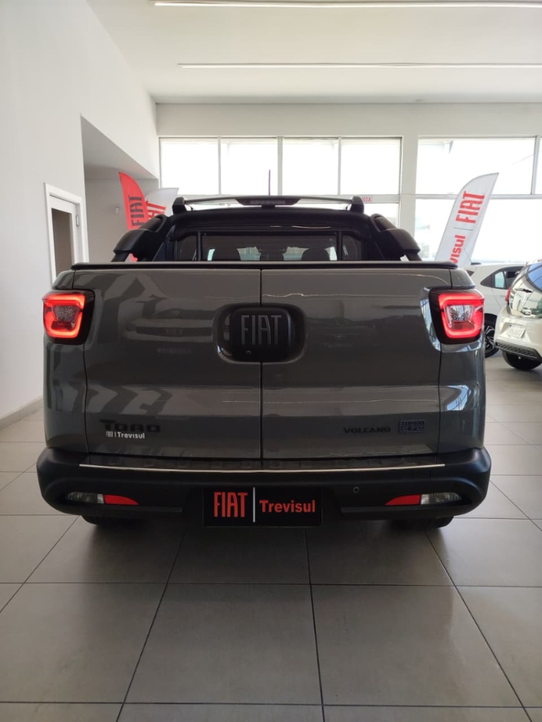 fiat toro 1.3 turbo 270 flex volcano at6 4p automatico 20233