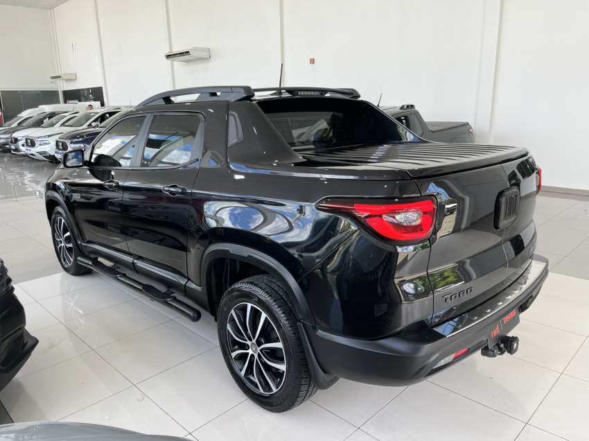 toro ranch 2.0 4x4 21/21 at9 diesel preta6