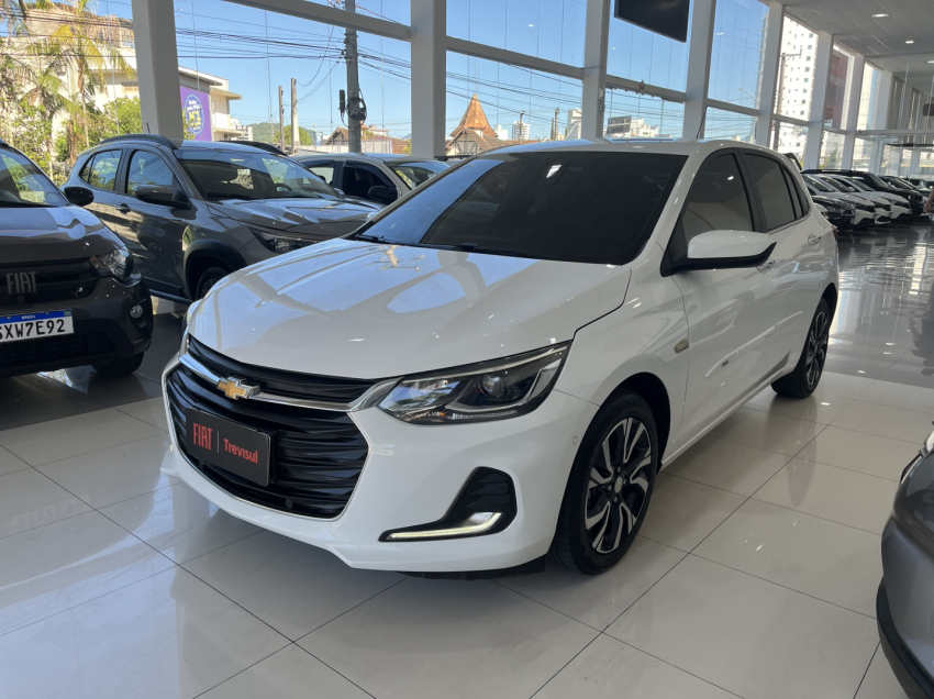 onix premier 1.0 23/24 flex branco