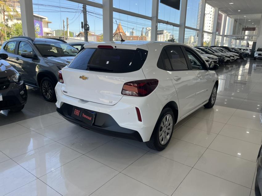onix lt 1.0 turbo 20/20 flex branco3