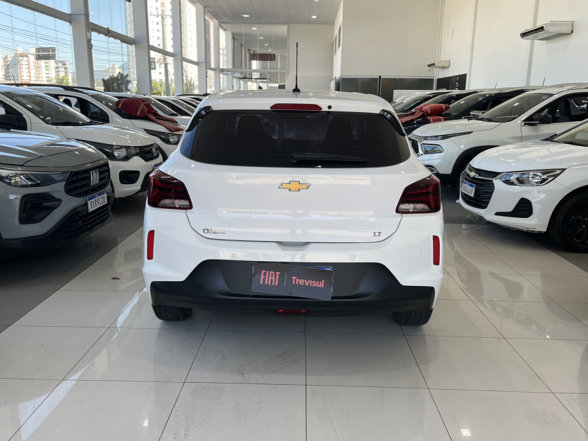 onix lt 1.0 turbo 20/20 flex branco4
