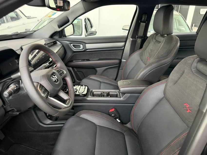 rampage r/t hurricane 2.0 turbo at 4x4 25/26 gasolina preto15