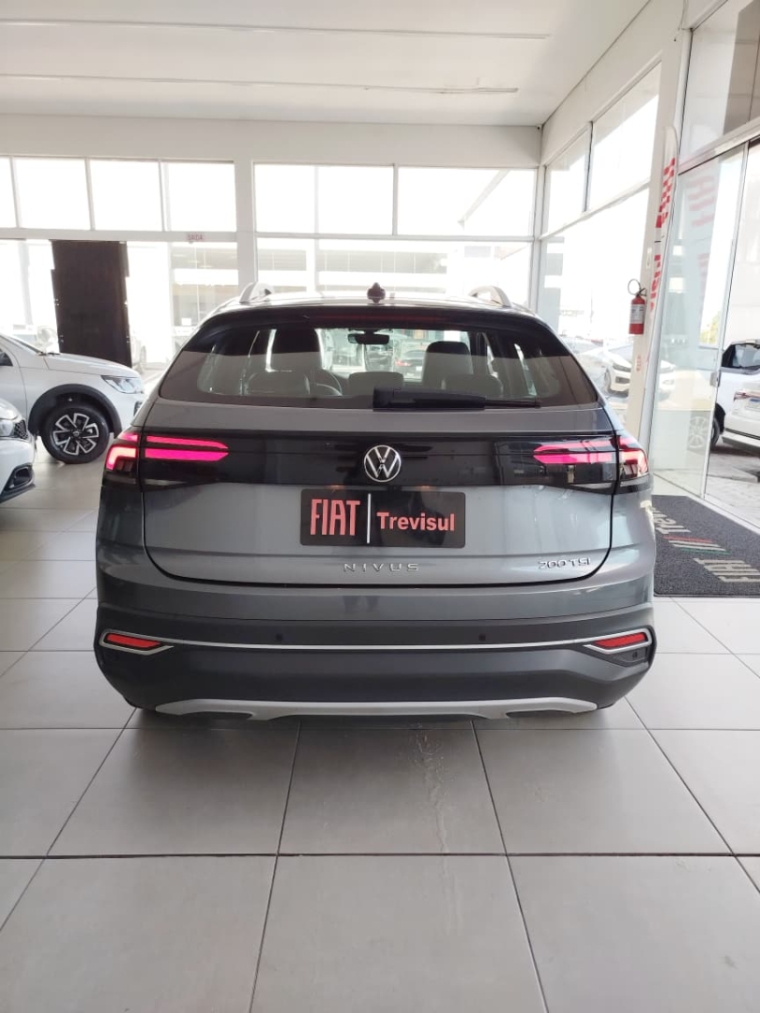 volkswagen nivus 1.0 200 tsi total flex highline automatico 4p 20243