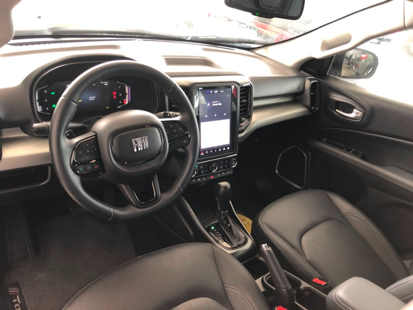 fiat toro 2.0 16v turbo diesel volcano 4wd at9 4p automatico 20257