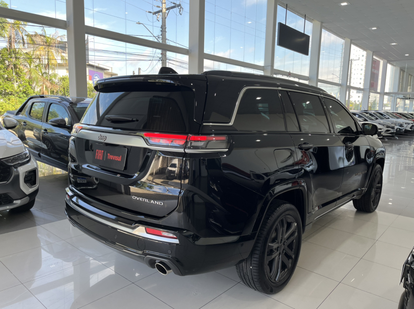 commander overland 2.0 turbo at9 4x4 24/25 gasolina preta3