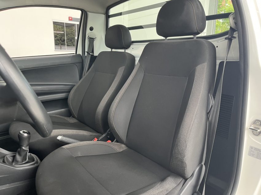 saveiro robust 1.6 24/25 flex branca9