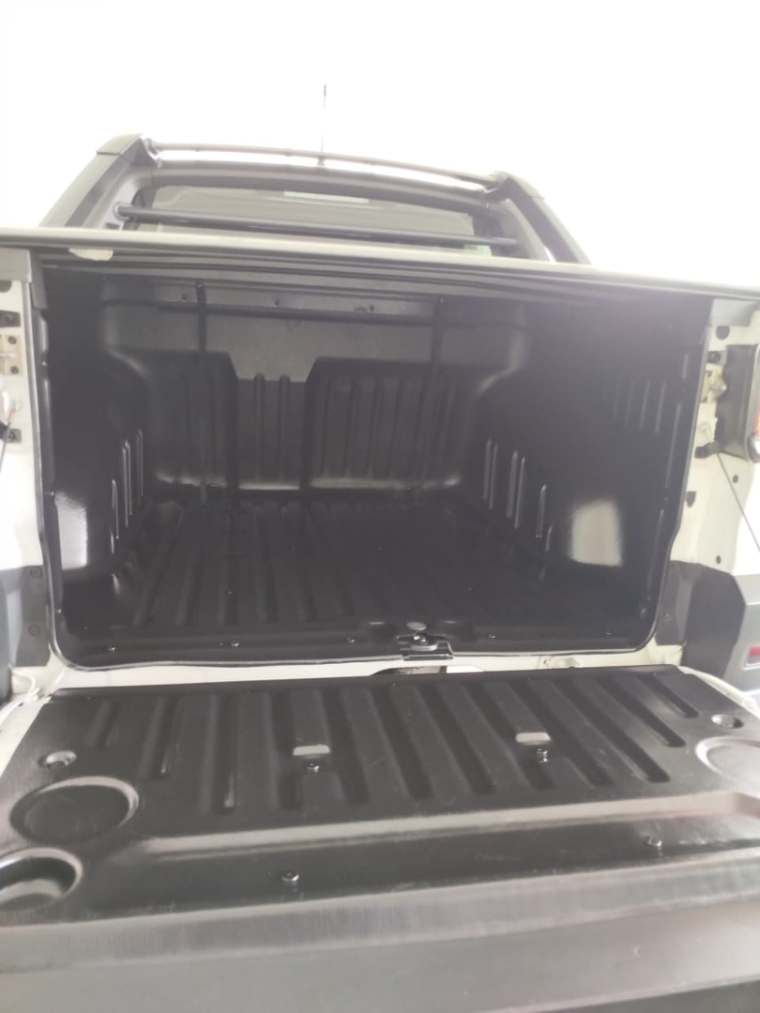 fiat strada 1.3 firefly flex volcano cd cvt 4p automatico 20256