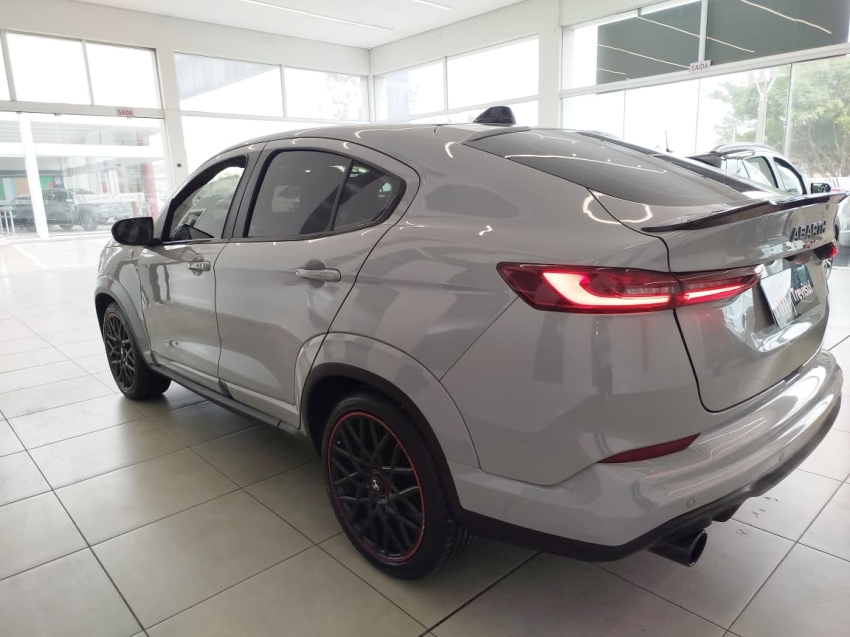 fiat fastback 1.3 turbo 270 flex abarth at6 4p automatico 20256