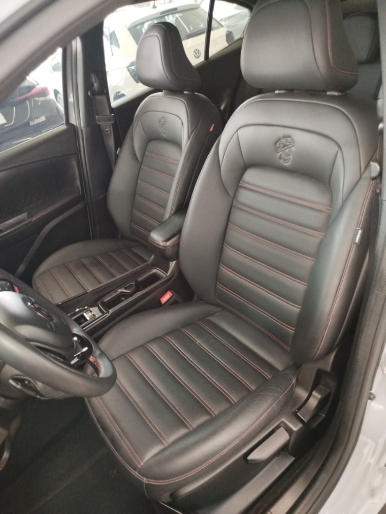 fiat fastback 1.3 turbo 270 flex abarth at6 4p automatico 202513