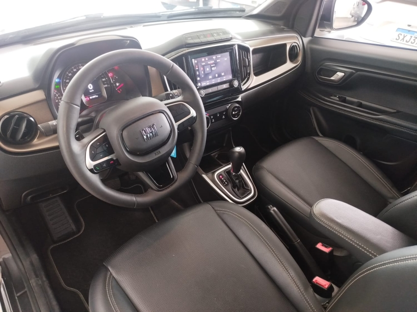 fiat strada 1.3 firefly flex volcano cd cvt 4p automatico 202511