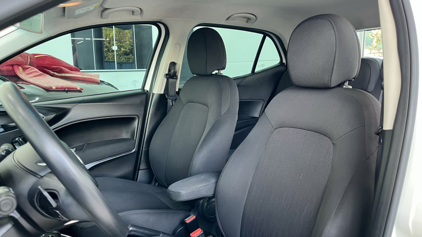 argo drive 1.3 gsr 17/18 flex branco6