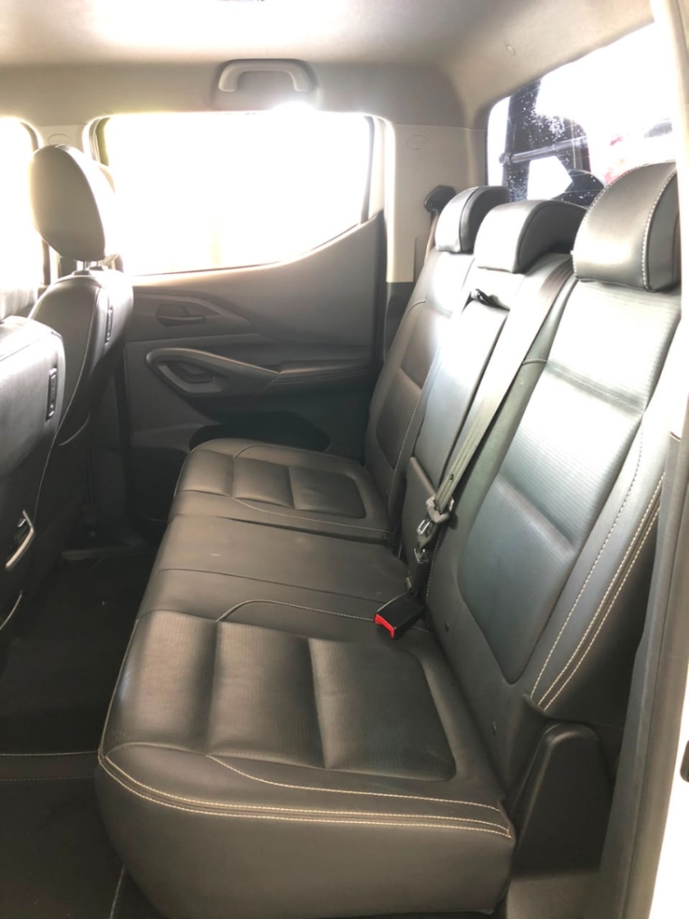 fiat titano 2.2 turbo diesel volcano 4x4 at6 2.0 4p automatico 202510