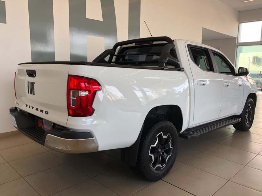 fiat titano 2.2 turbo diesel volcano 4x4 at6 2.0 4p automatico 20253