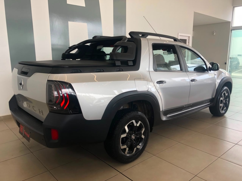 renault oroch 1.3 tce flex outsider x-tronic 4p automatico 20233