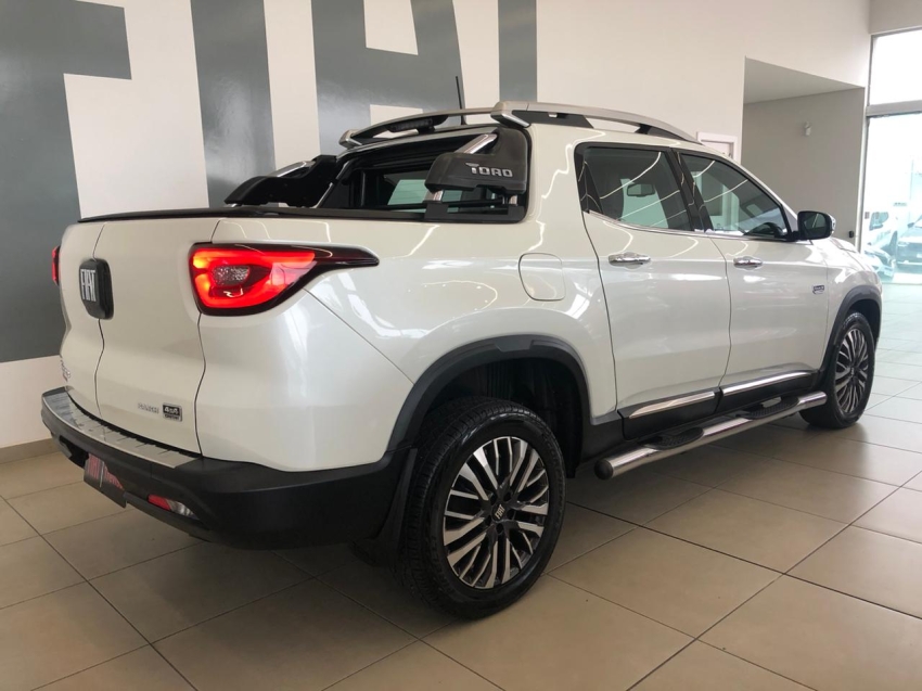 fiat toro 2.0 16v turbo diesel ranch 4wd at9 4p automatico 20243