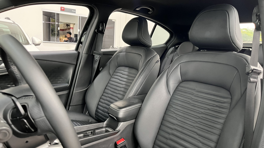 fastback impetus 1.0 t200 at 25/25 hybrid preto6