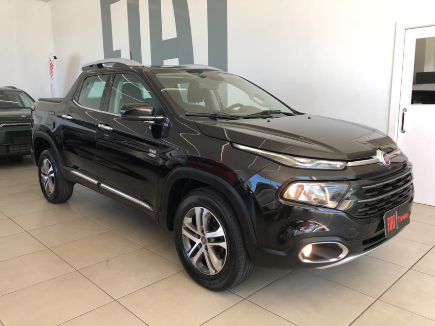 fiat toro 2.0 16v turbo diesel volcano 4wd at9 4p automatico 20172