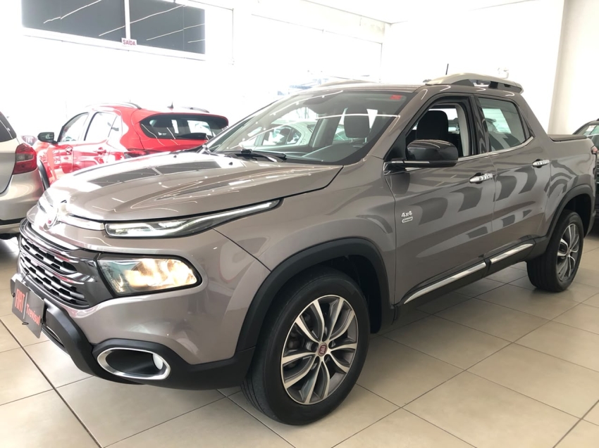 fiat toro 2.0 16v turbo diesel volcano 4wd at9 4p automatico 20200