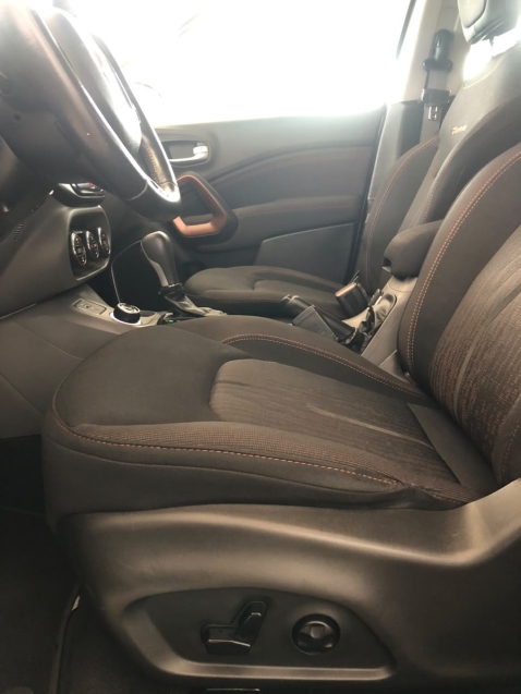 fiat toro 2.0 16v turbo diesel volcano 4wd at9 4p automatico 202010