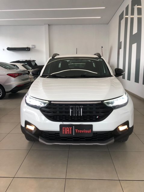 fiat strada 1.3 firefly flex volcano cd cvt 1.0 4p automatico 20261