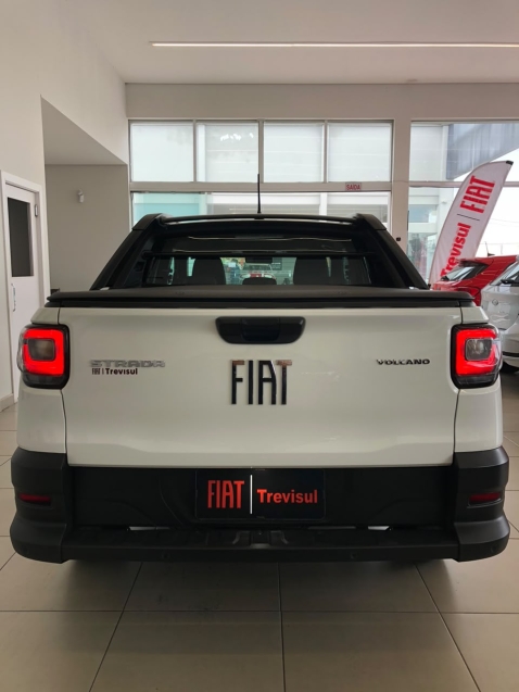 fiat strada 1.3 firefly flex volcano cd cvt 1.0 4p automatico 20264