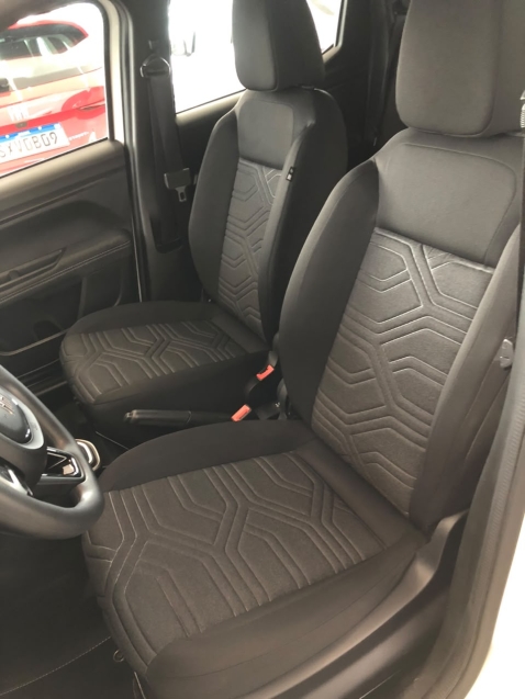 fiat strada 1.3 firefly flex volcano cd cvt 1.0 4p automatico 20269