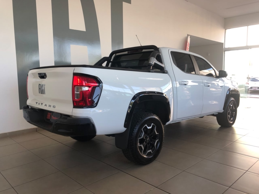 fiat titano 2.2 turbo diesel volcano 4x4 at6 4p automatico 20253