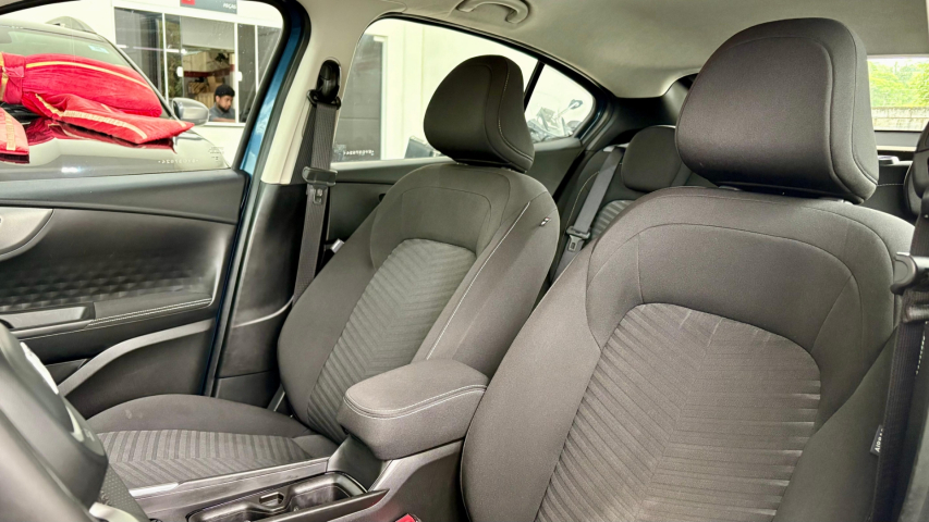 fastback audace 1.0 t200 at 25/25 hybrid azul6