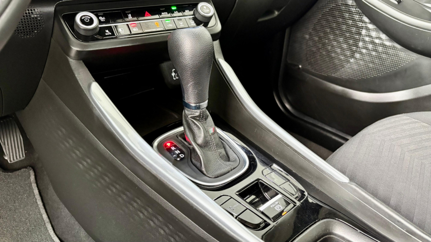 fastback audace 1.0 t200 at 25/25 hybrid azul12