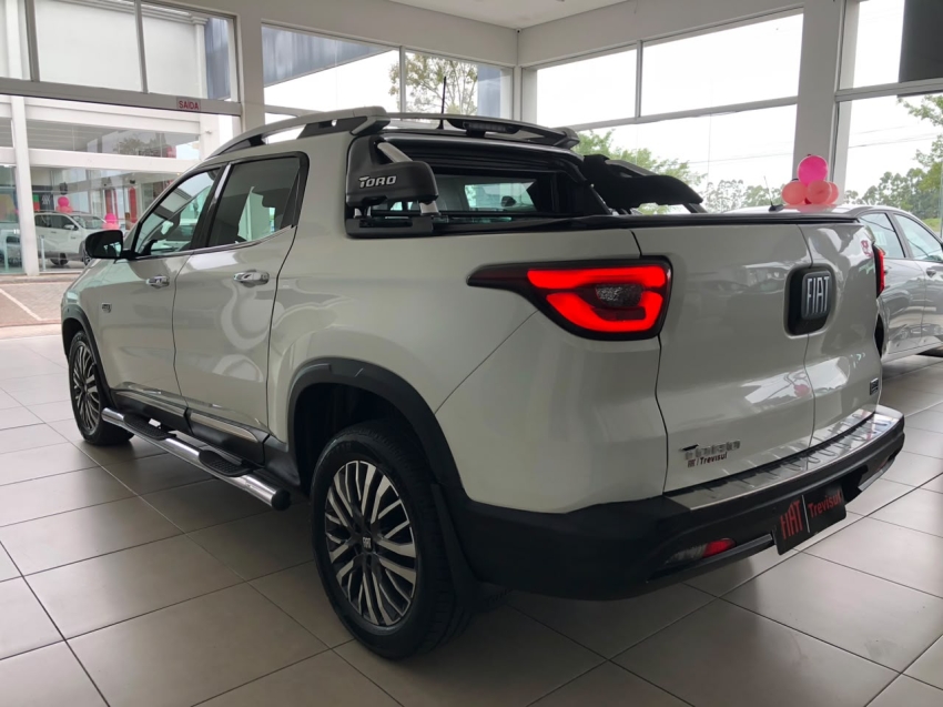 fiat toro 2.0 16v turbo diesel ranch 4wd at9 4p automatico 20255