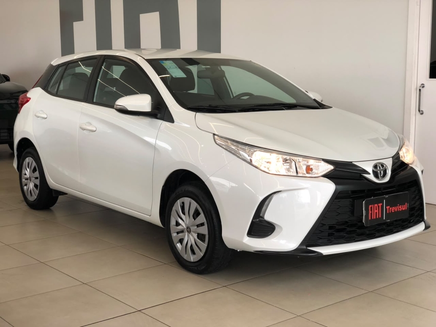 toyota yaris 1.5 16v flex xl multidrive 4p automatico 20232
