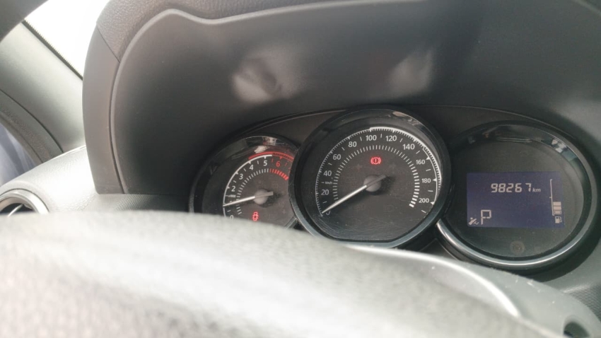 duster expression 1.6 16v sce cvt x-tronic12
