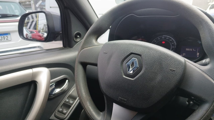 duster expression 1.6 16v sce cvt x-tronic11
