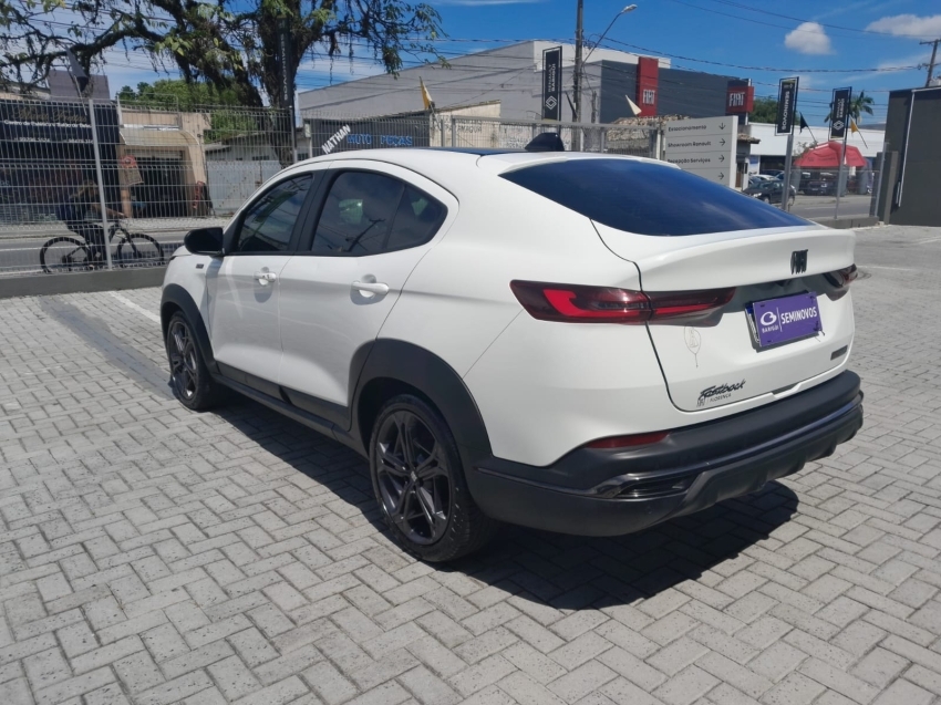 fiat fastback 1.3 turbo 270 flex limited edition at6 2023