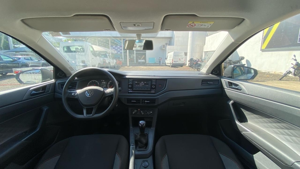 volkswagen polo 1.0 mpi track manual 2024