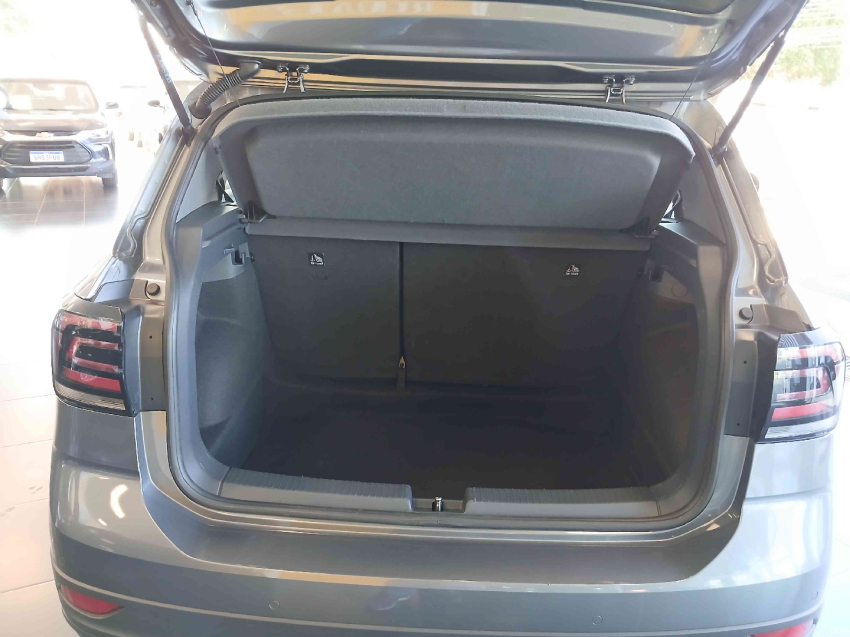 volkswagen t-cross 1.0 200 tsi total flex automatico 2024