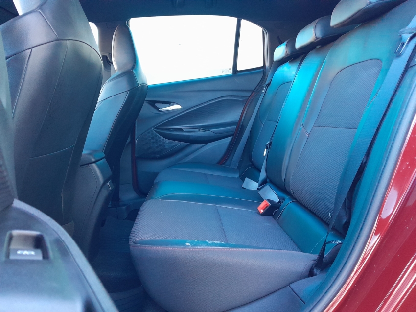 chevrolet onix 1.0 turbo flex rs automatico 4p 2025