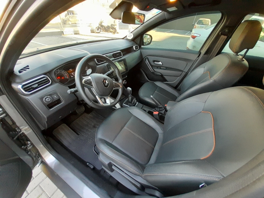 renault duster 1.6 16v sce flex iconic plus x-tronic 4p automatico 2025