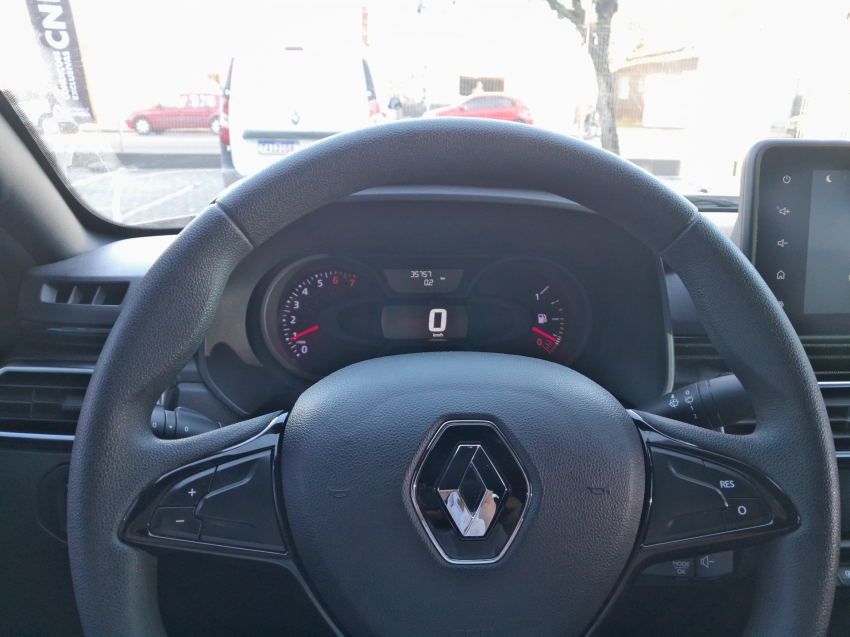 renault oroch 1.6 16v sce flex intense manual 4p 2024
