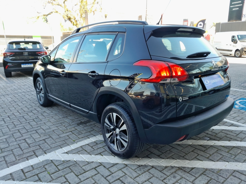 peugeot 2008 flex allure 1.6 16v at6  2022
