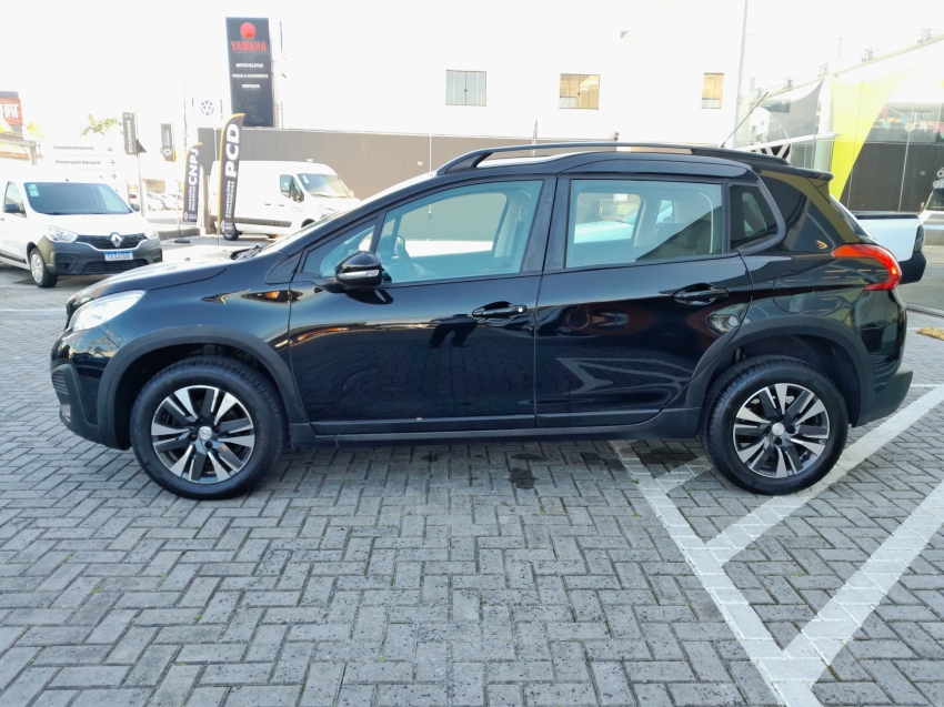 peugeot 2008 flex allure 1.6 16v at6  2022