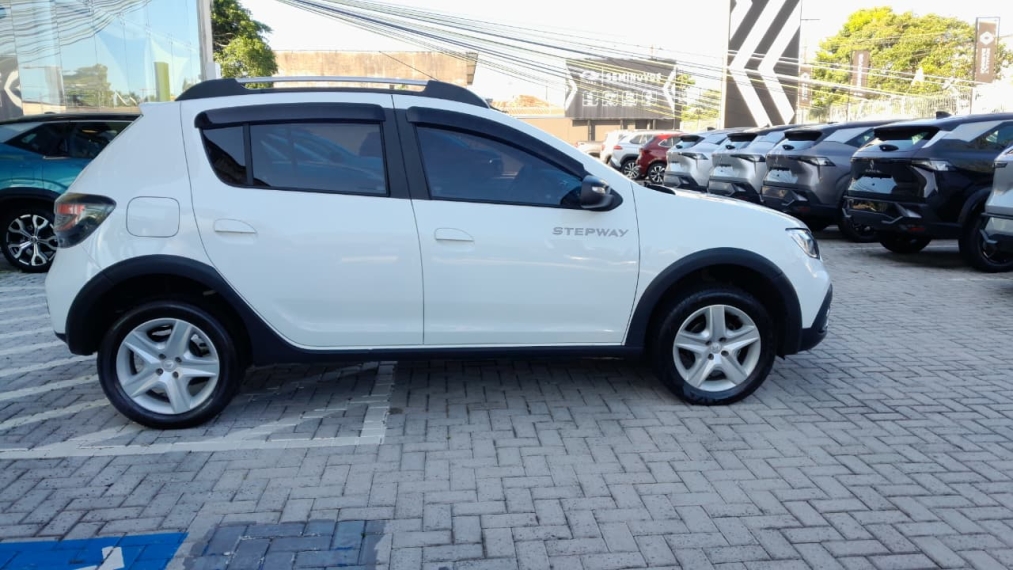 stepway zen 1.6 mt 118hp 20244