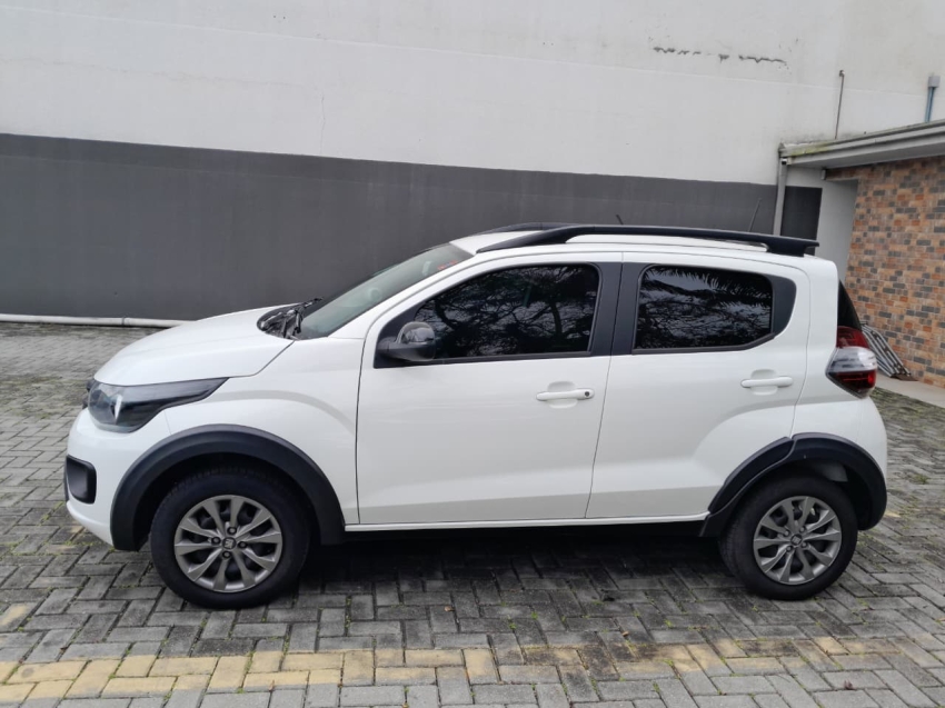 fiat mobi 1.0 evo flex trekking manual 4p 2025