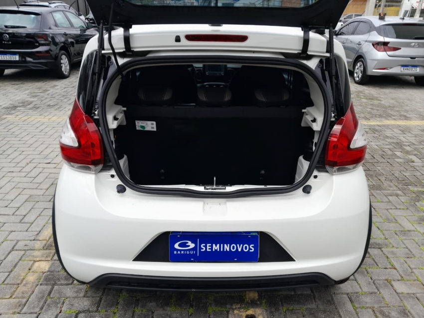 fiat mobi 1.0 evo flex trekking manual 4p 2025