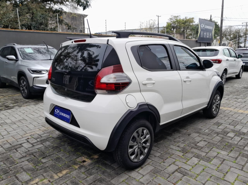 fiat mobi 1.0 evo flex trekking manual 4p 2025