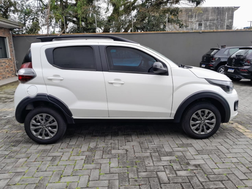 fiat mobi 1.0 evo flex trekking manual 4p 2025