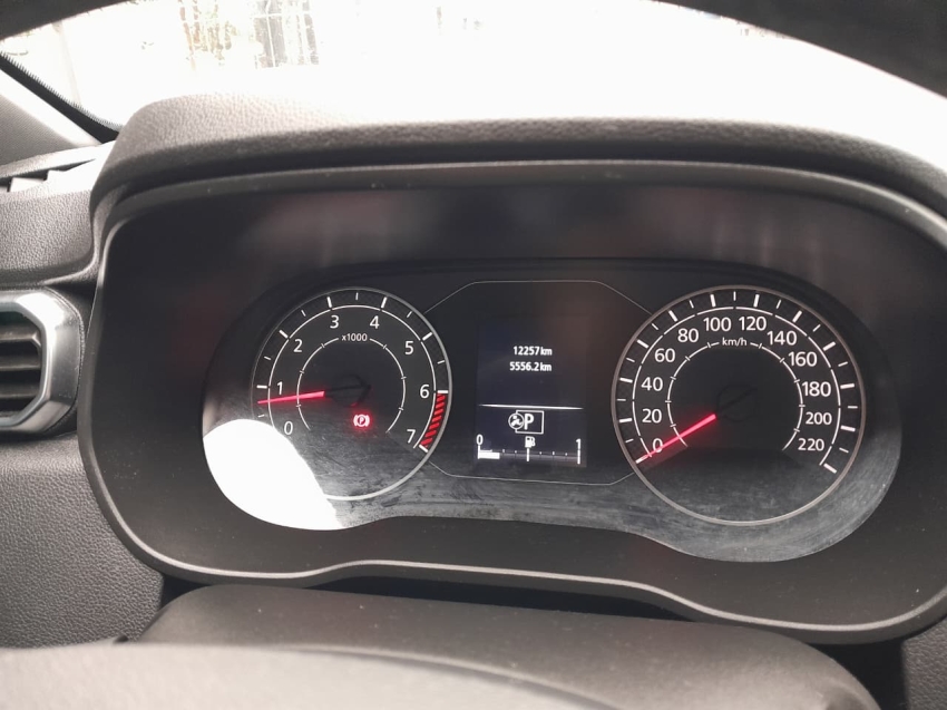 duster intense plus 1.6 16v sce cvt 2025