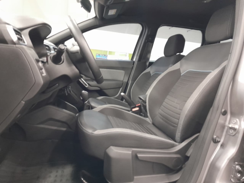 duster intense plus 1.6 16v sce cvt 2025