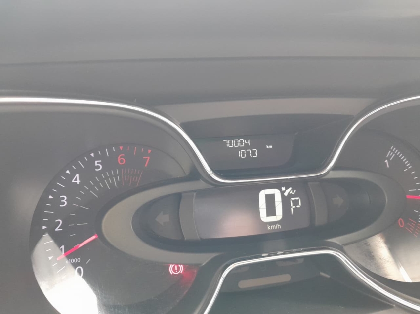captur intense 1.6 16v sce cvt x-tronic 2018