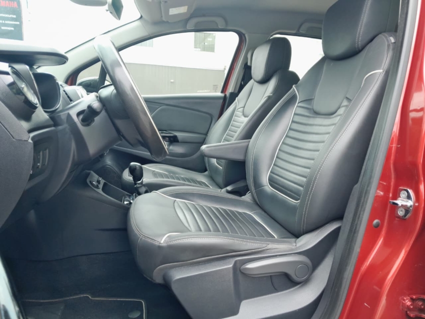 captur intense 1.6 16v sce cvt x-tronic 2018
